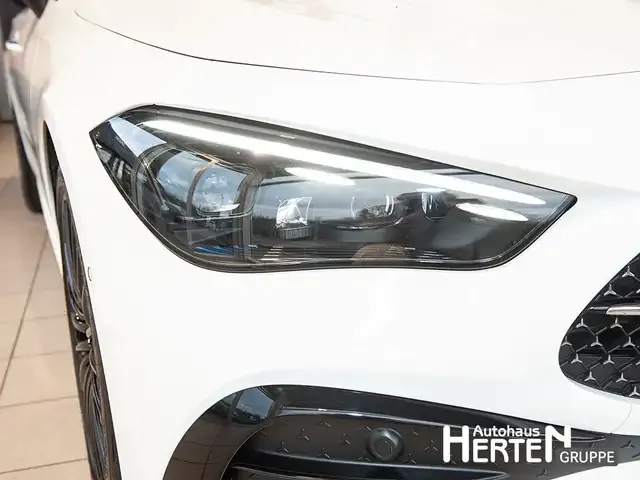 Mercedes-Benz CLE 300