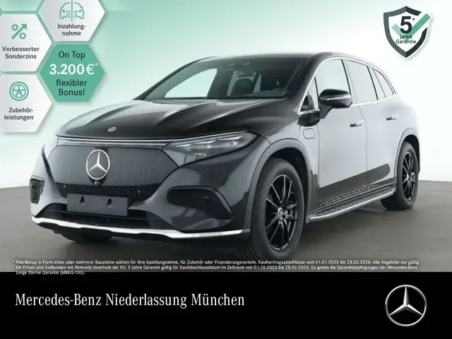 Mercedes-Benz EQS