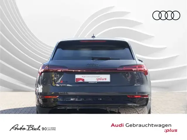Audi Q8 e-tron