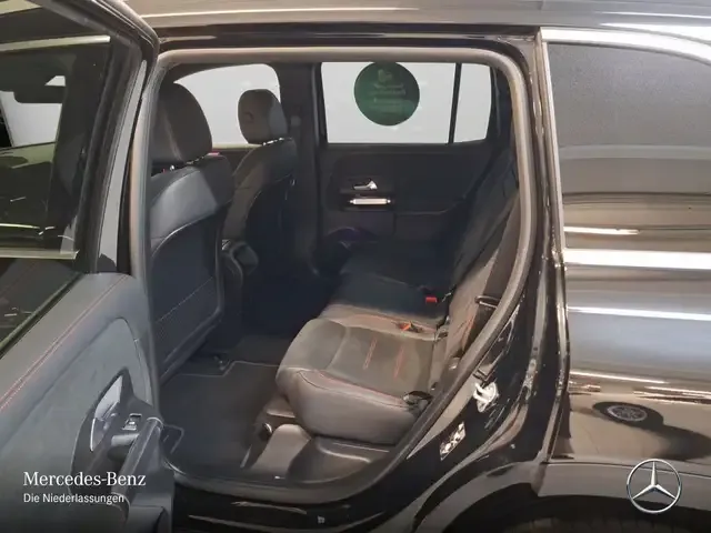 Mercedes-Benz EQB 300