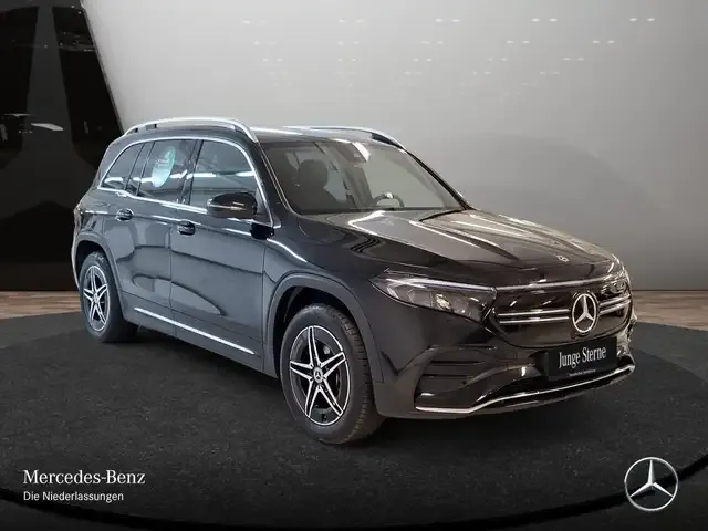 Mercedes-Benz EQB 300