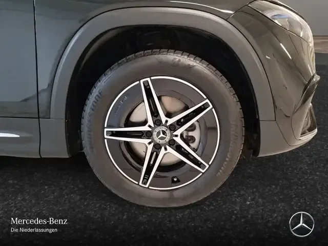 Mercedes-Benz EQB 300