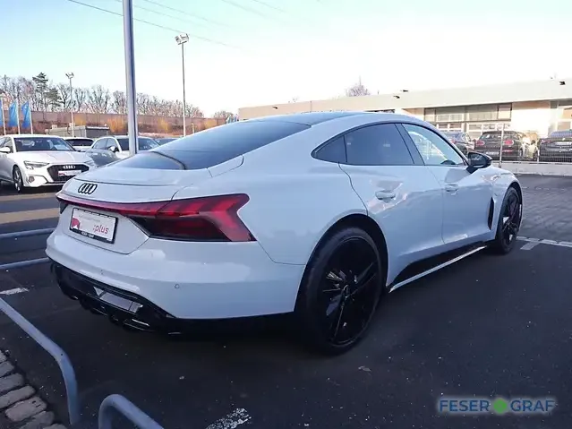 Audi e-tron GT