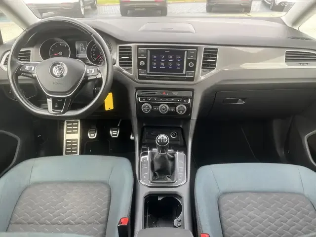 Volkswagen Golf Sportsvan