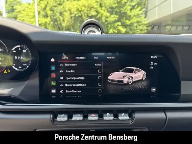 Porsche 992
