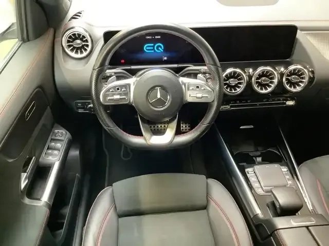 Mercedes-Benz EQA 300