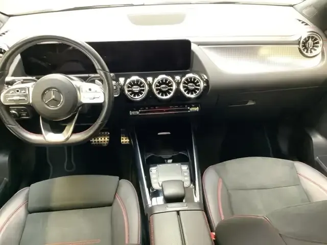 Mercedes-Benz EQA 300