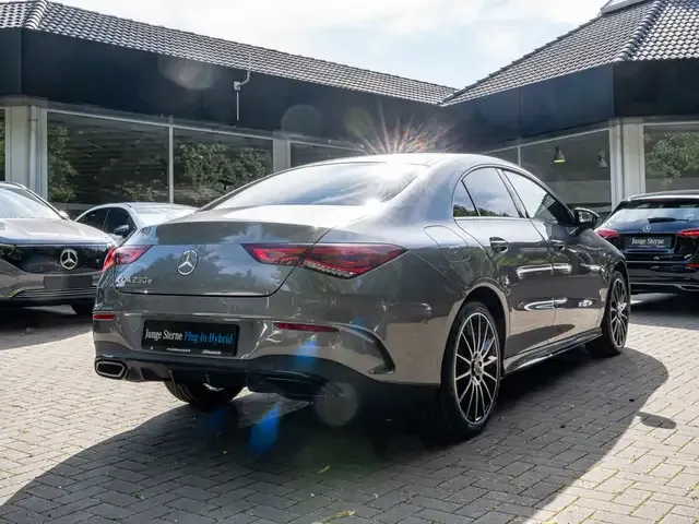 Mercedes-Benz CLA 250