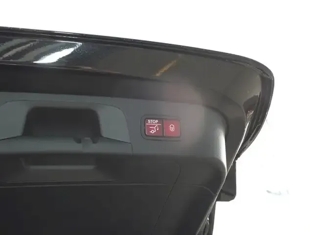 Mercedes-Benz EQC 400