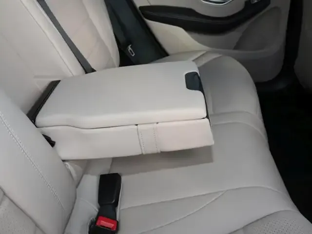 Mercedes-Benz EQC 400