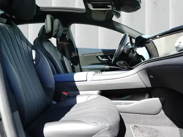 Mercedes-Benz EQS