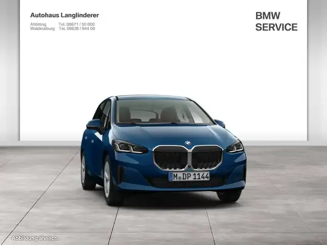 BMW 218