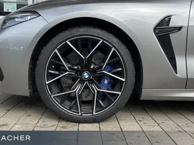 BMW M850