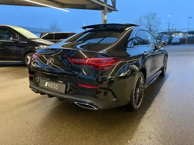 Mercedes-Benz CLA 250