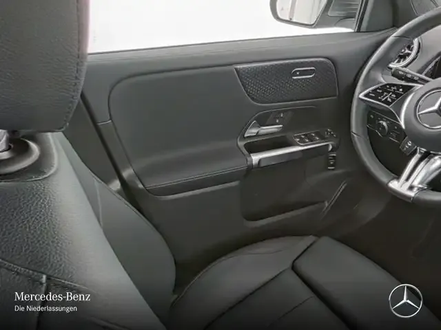 Mercedes-Benz EQB 250