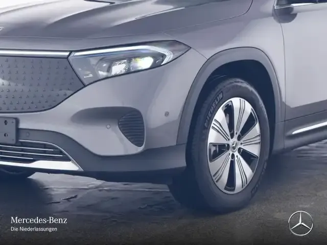 Mercedes-Benz EQB 250