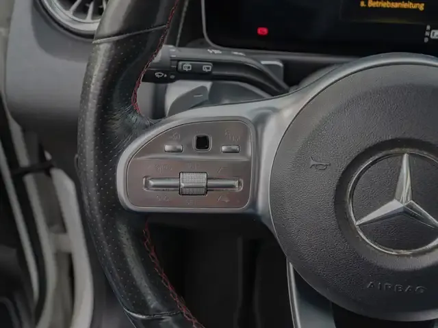 Mercedes-Benz GLB 250