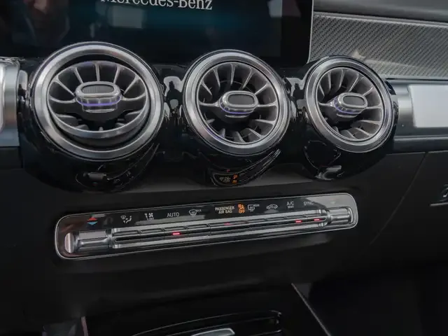 Mercedes-Benz GLB 250