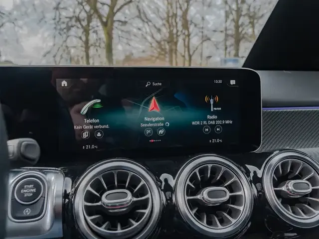 Mercedes-Benz GLB 250