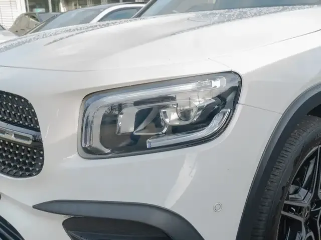 Mercedes-Benz GLB 250