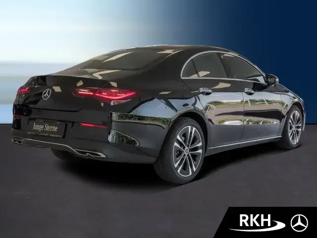 Mercedes-Benz CLA 180