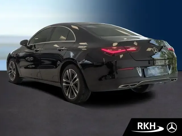Mercedes-Benz CLA 180