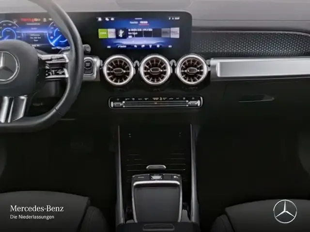 Mercedes-Benz EQB 300