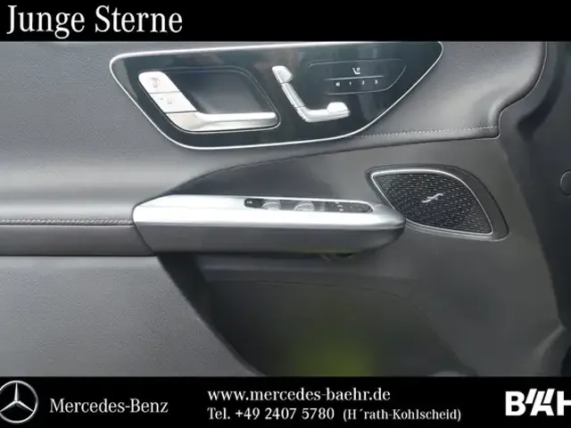 Mercedes-Benz EQE SUV