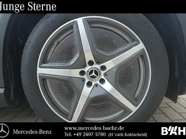 Mercedes-Benz EQE SUV