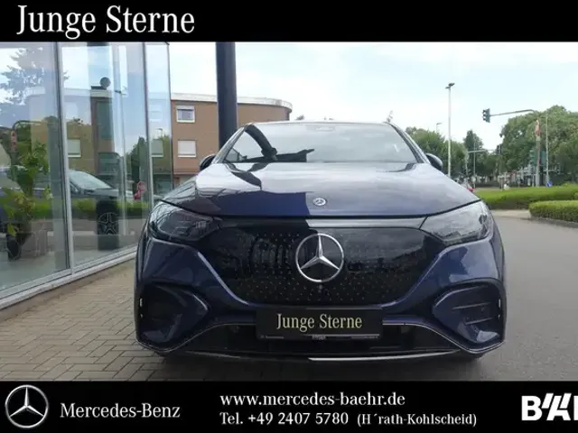 Mercedes-Benz EQE SUV