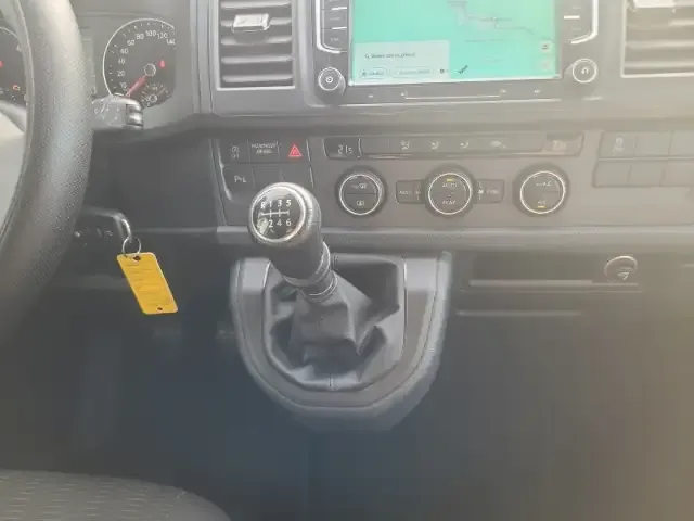 Volkswagen T6 Caravelle
