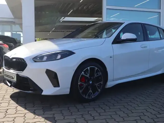 BMW 120