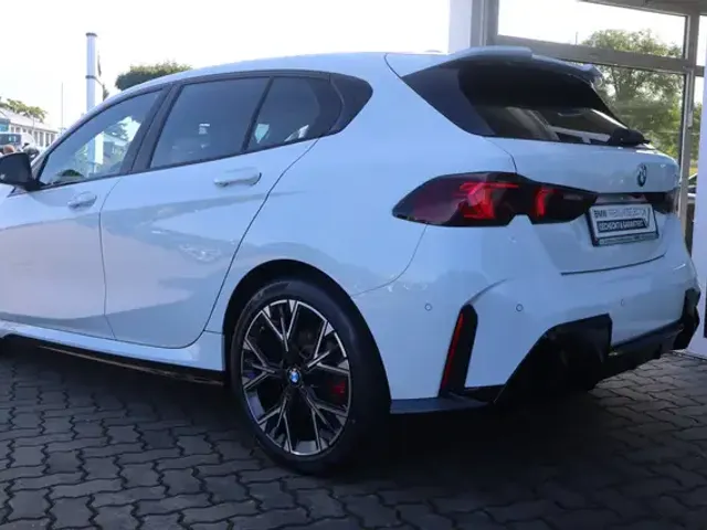 BMW 120