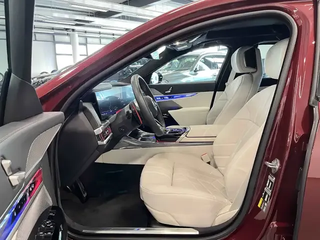 BMW 760