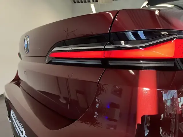 BMW 760