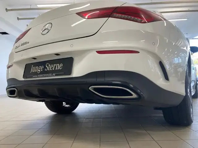 Mercedes-Benz CLA 250
