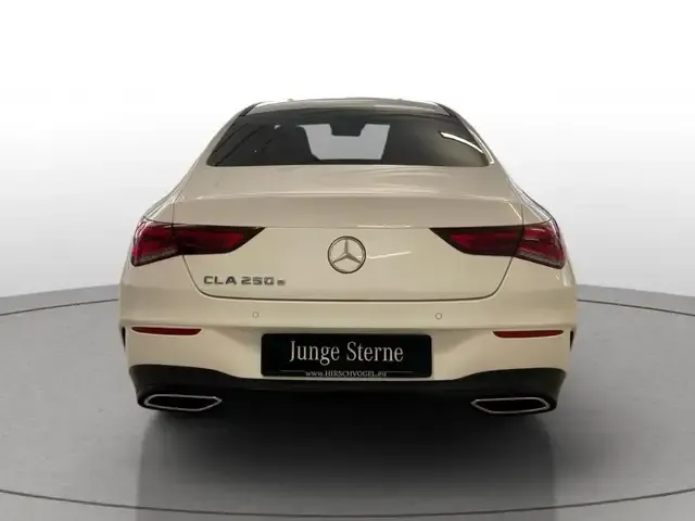 Mercedes-Benz CLA 250