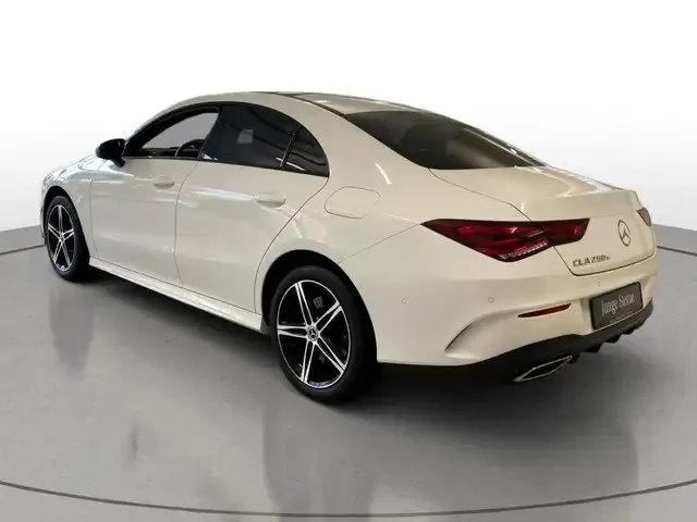 Mercedes-Benz CLA 250