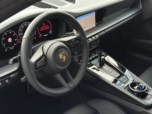 Porsche 992