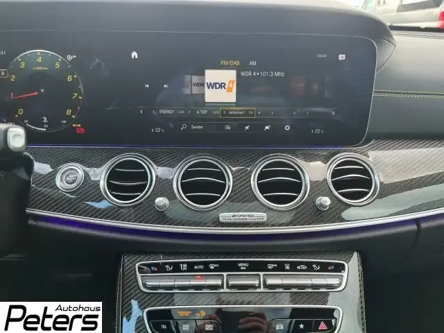 Mercedes-Benz E 63 AMG