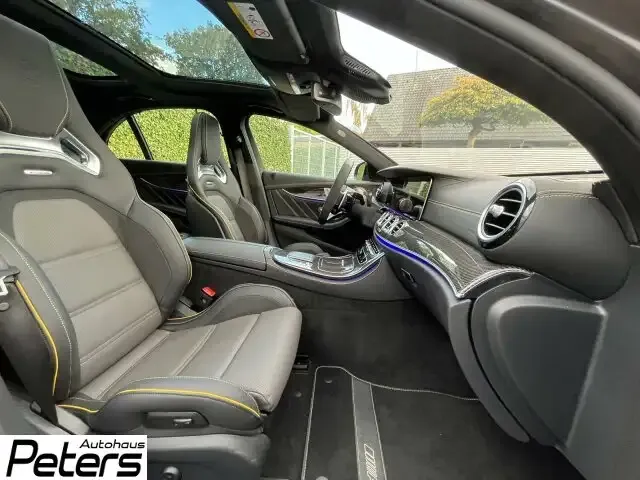 Mercedes-Benz E 63 AMG