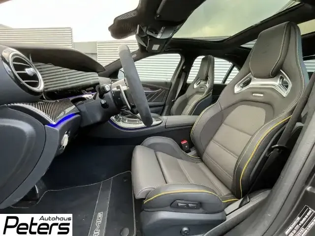 Mercedes-Benz E 63 AMG