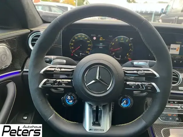 Mercedes-Benz E 63 AMG