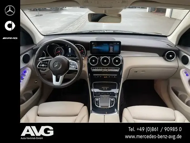 Mercedes-Benz GLC 220