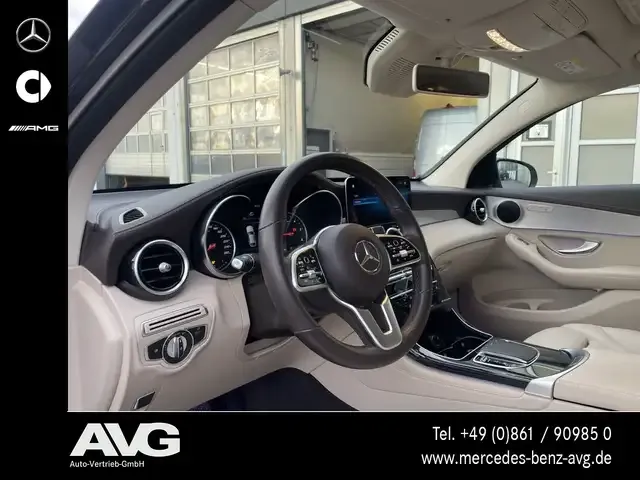 Mercedes-Benz GLC 220