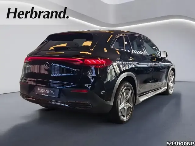 Mercedes-Benz EQE SUV