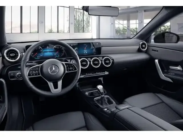 Mercedes-Benz CLA 180