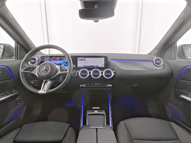 Mercedes-Benz EQA 300