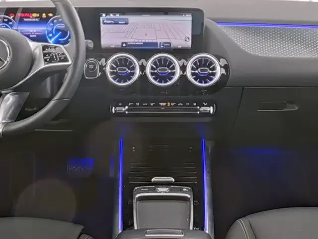 Mercedes-Benz EQA 300