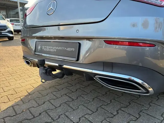 Mercedes-Benz CLA 220